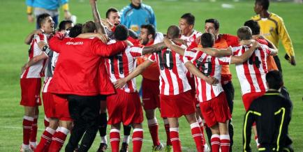 Πήρε όλο το “χαρτί” ο Θρύλος