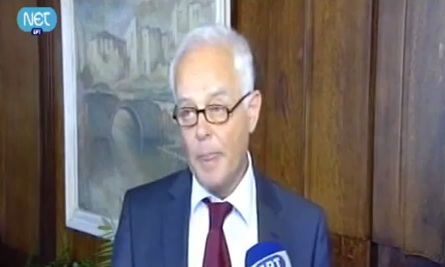 Μικραίνει το δημόσιο κατά 30%