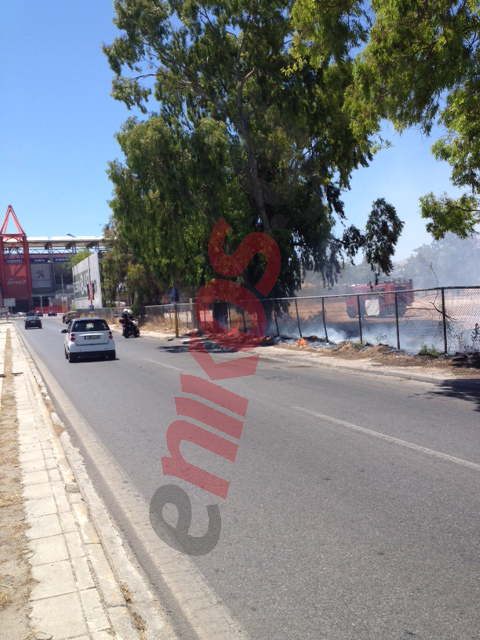 Τώρα – Φωτιά στο Φάληρο,κοντά στο Καραϊσκάκη