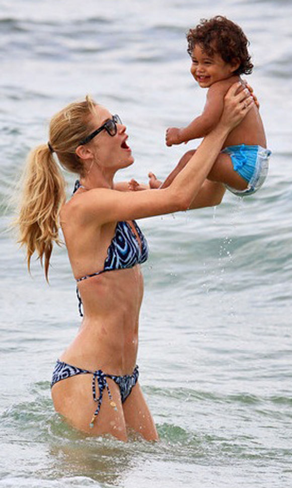 Doutzen Kroes & Phyllon