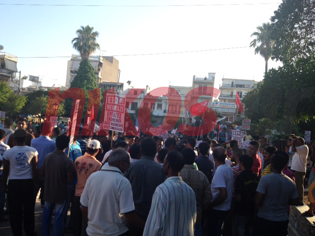 Τώρα-Έχει συγκεντρωθεί κόσμος στη Νίκαια