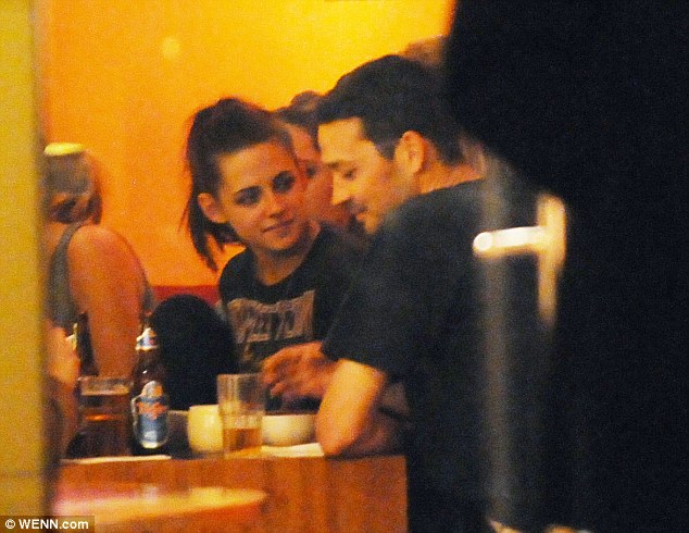 Τον κοίταζε με λατρεία! Ε και;