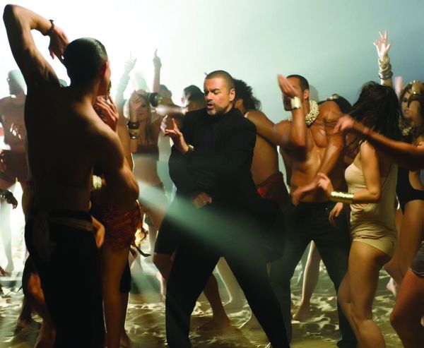 Ο George επιστρέφει δυνατά!