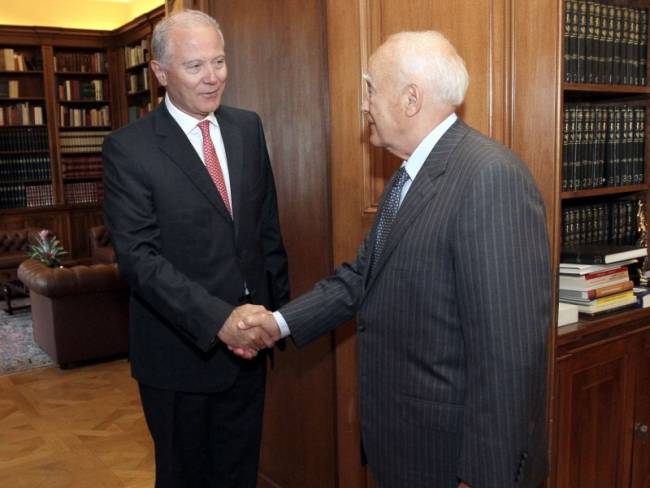 Συνάντηση Παπούλια-Προβόπουλου