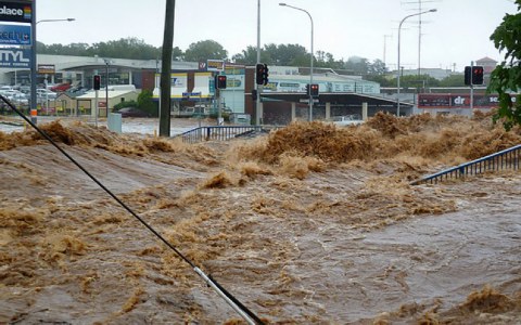 “Γιατί τόσοι νεκροί;”