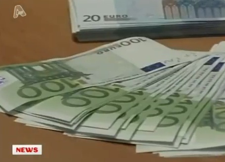 Έρχεται μπαράζ περικοπών