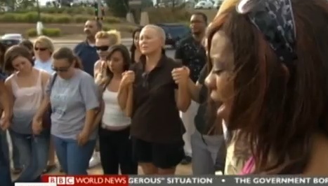 Θρήνος για το μακελειό