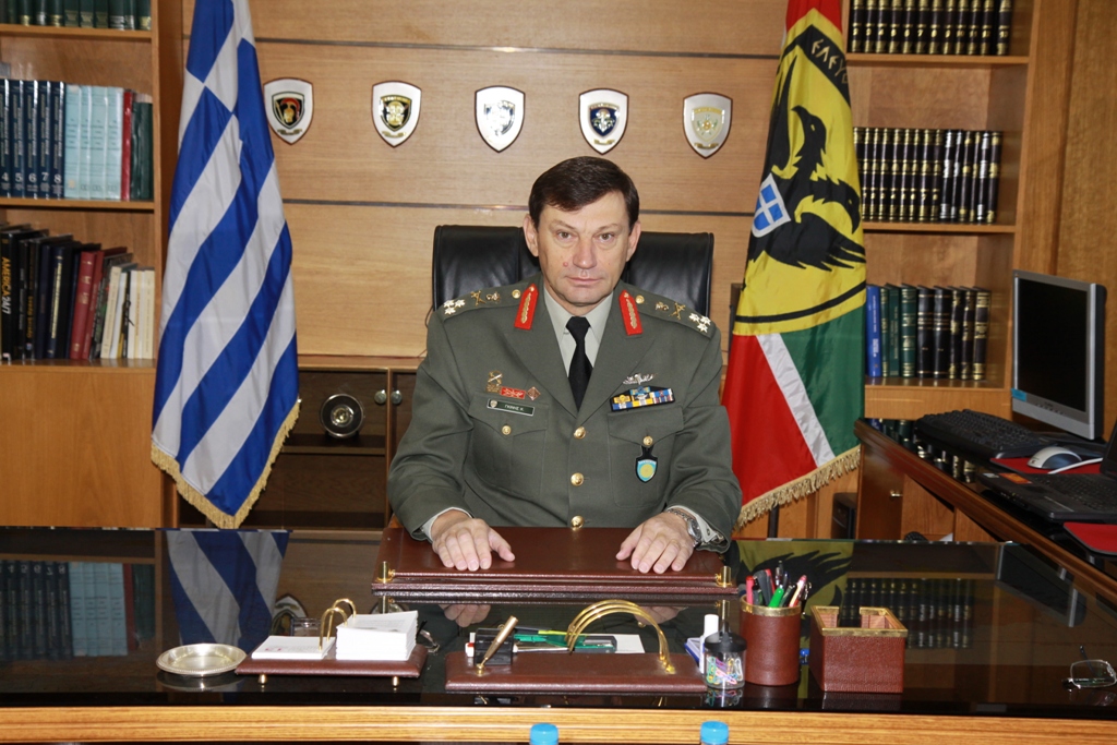 Τώρα-Νέος αρχηγός ΓΕΣ ο Κωνσταντίνος Γκίνης