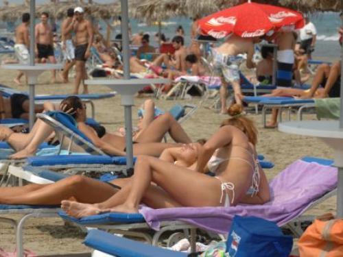 Αυτόφωρα σε παραλίες από ΣΔΟΕ