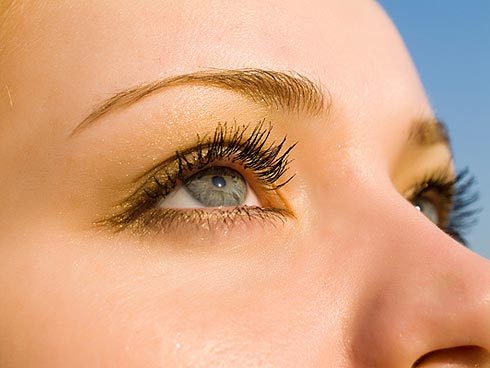 Περισσότερο ζουν οι Ελληνίδες