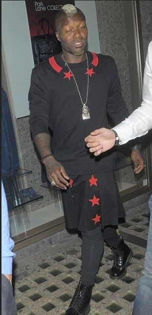 Ποδοσφαιριστής είναι… κόκκαλο