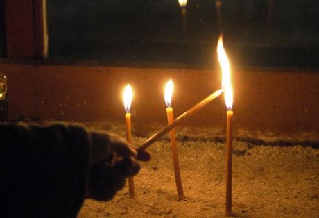 Ιερός πόλεμος για τη λειτουργία