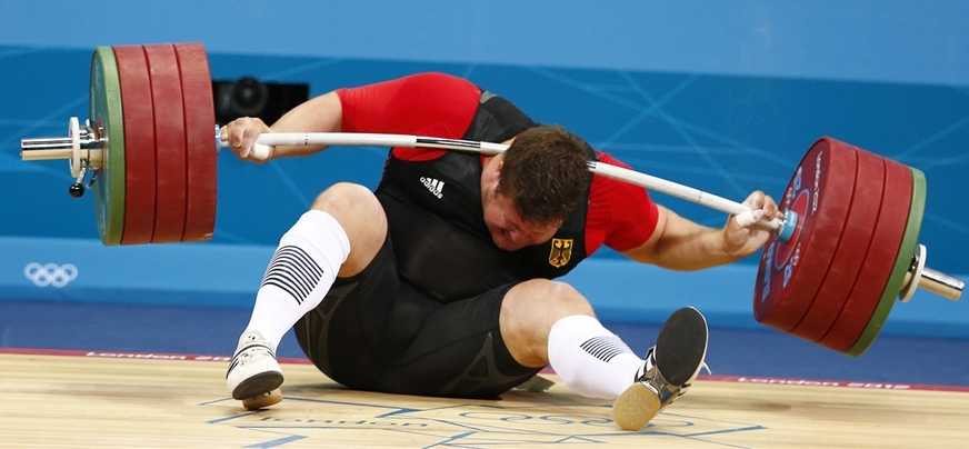 Έπεσαν πάνω του 192 κιλά