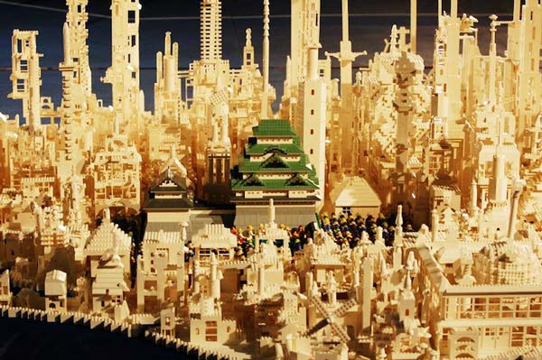 Η Ιαπωνία από 1,5 εκατ. τουβλάκια