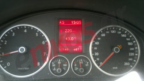 “Φλέγεται” ο Πειραιάς