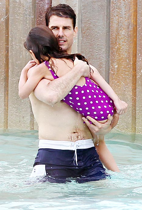 Οι βουτιές με την κόρη του…