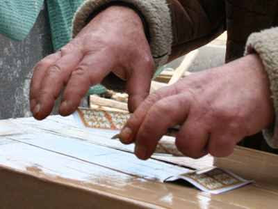 Έπαιζε τον… παπά