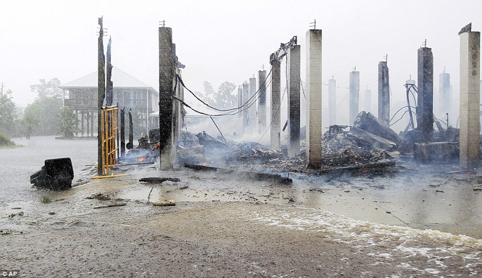 Σάρωσε στο πέρασμά του ο Ισαάκ