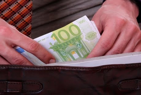 Κατείχαν πλαστά χαρτονομίσματα