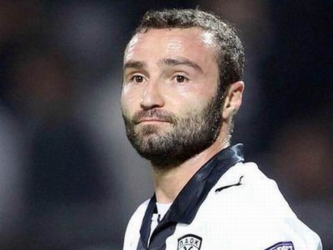 Νοκ άουτ ο Σαλπιγγίδης