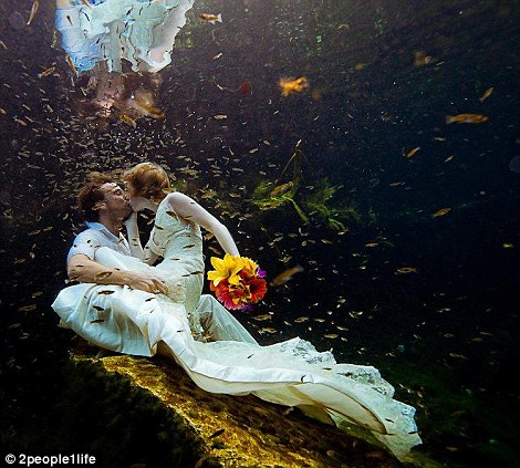 Παντρεύτηκαν 22 φορές…