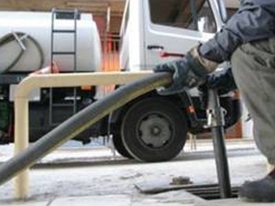 Πετρέλαιο για 2 μήνες