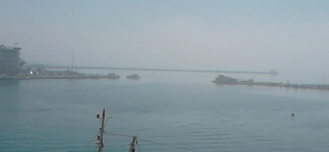 Η ομίχλη κάλυψε το λιμάνι
