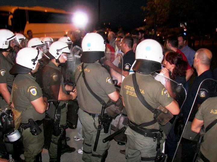 Στιγμιότυπα από την ένταση