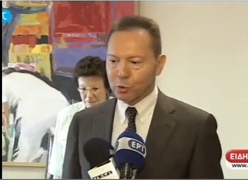 Έπεσαν οι υπογραφές