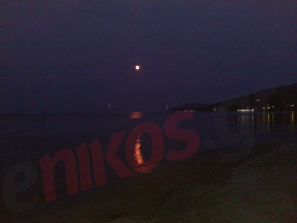 Η πανσέληνος στην Κέρκυρα