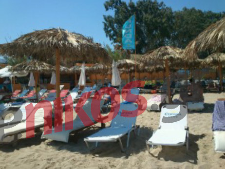 ‘Αδειες οι ξαπλώστρες