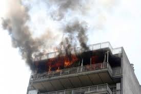 Παρά τρίχα να καεί ζωντανός