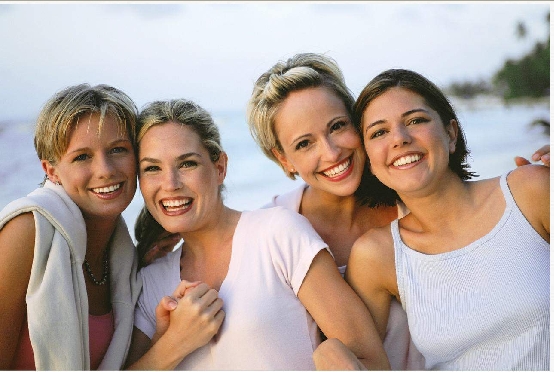 Ζουν 5 χρόνια πιο πολύ οι γυναίκες