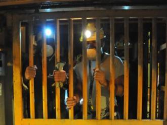 Διαμαρτυρία στα έγκατα της γης