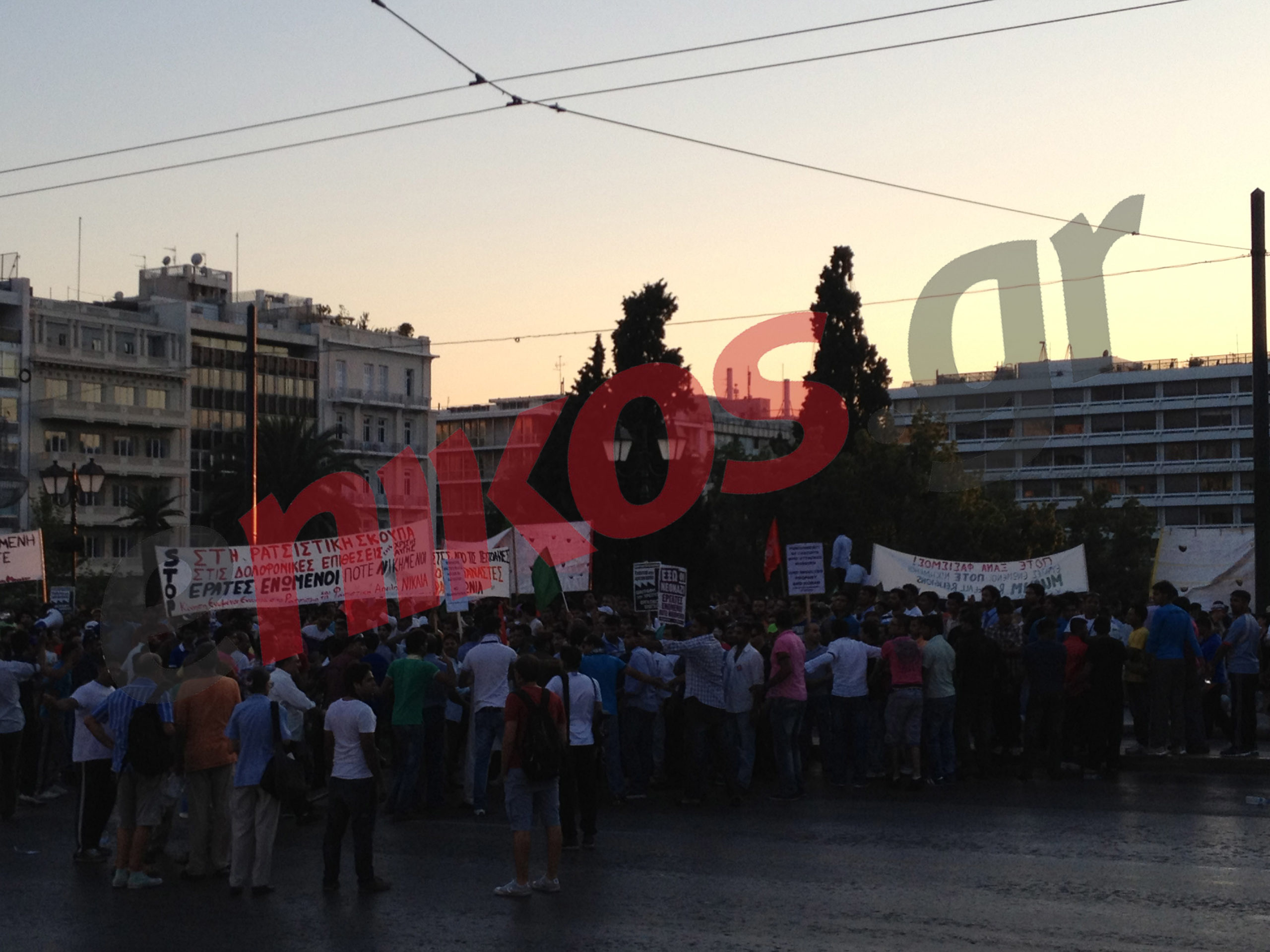 Τώρα στην πλατεία Συντάγματος