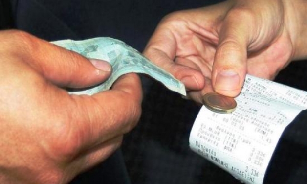 ‘Ενας στους δύο φοροδιαφεύγει