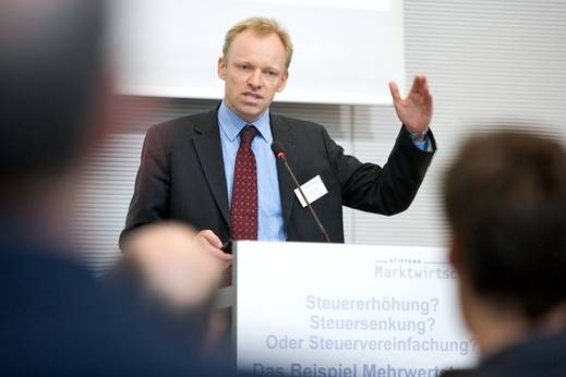 Γερμανία:”Ασύμφορη η έξοδος…”