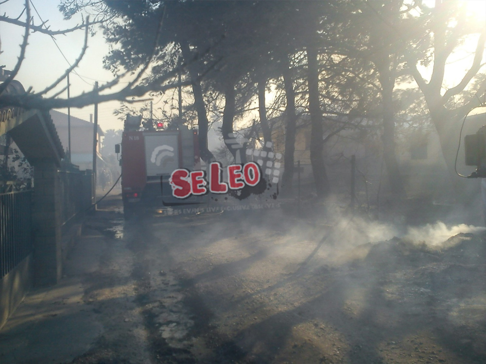 Τώρα-Οι φλόγες μπήκαν στα σπίτια