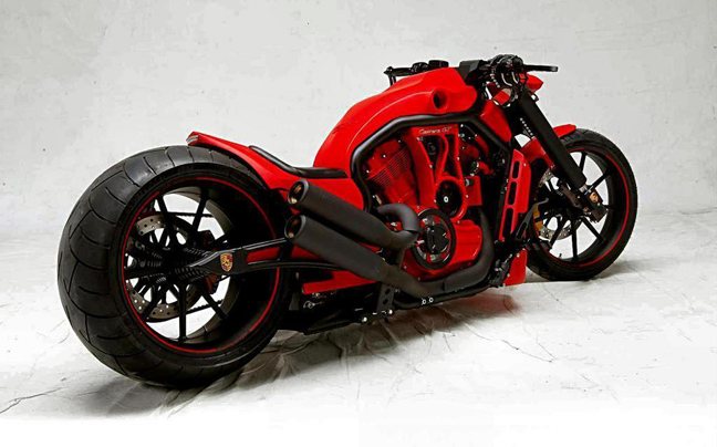 Μηχανή με υπογραφή Porsche