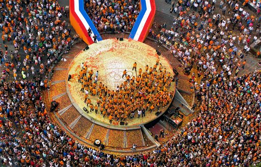 “Γκρέμισαν” τα τείχη