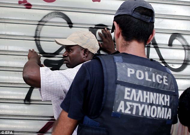 Η Daily Mail για τη “σκούπα”