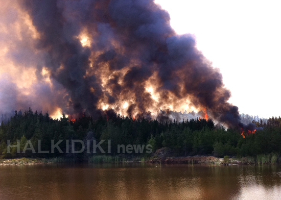 Πύρινος εφιάλτης στη Χαλκιδική