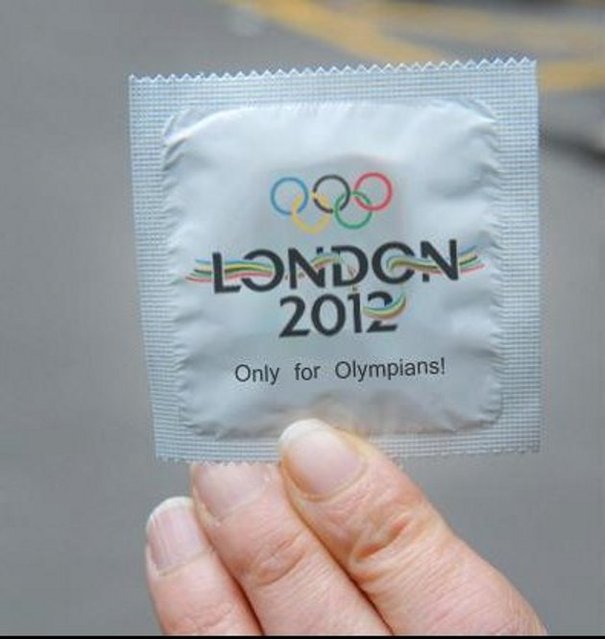 Πάρτι οργίων στο Ολυμπιακό Χωριό