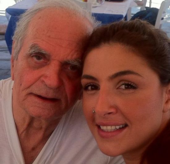 Η Παπαρίζου αναστατώνει τη Λέσβο