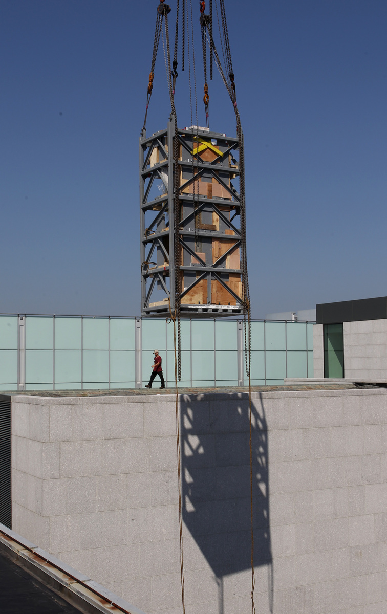 Επική μεταφορά αγάλματος