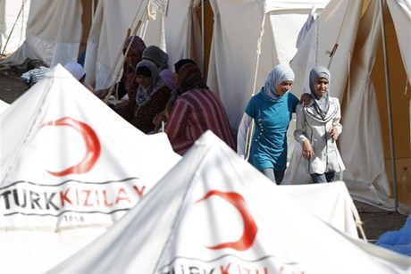 Η Τουρκία στέλνει βοήθεια