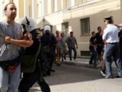 Προφυλακιστέοι οι 4 Ρομά