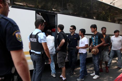 Έλεγχοι σε σπίτια μεταναστών