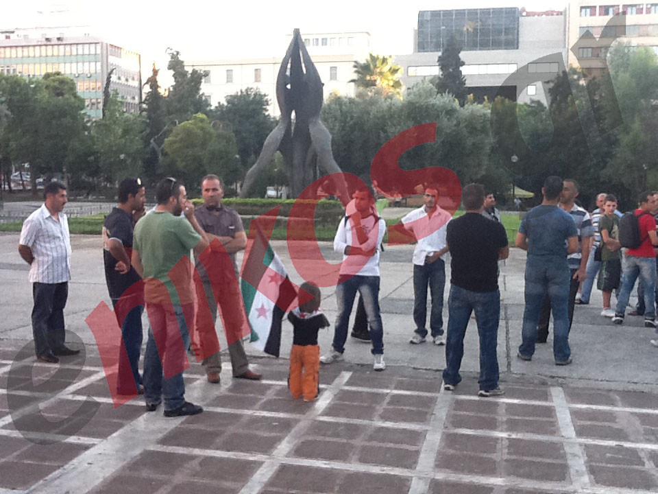 Tώρα-Συγκέντρωση Σύρων