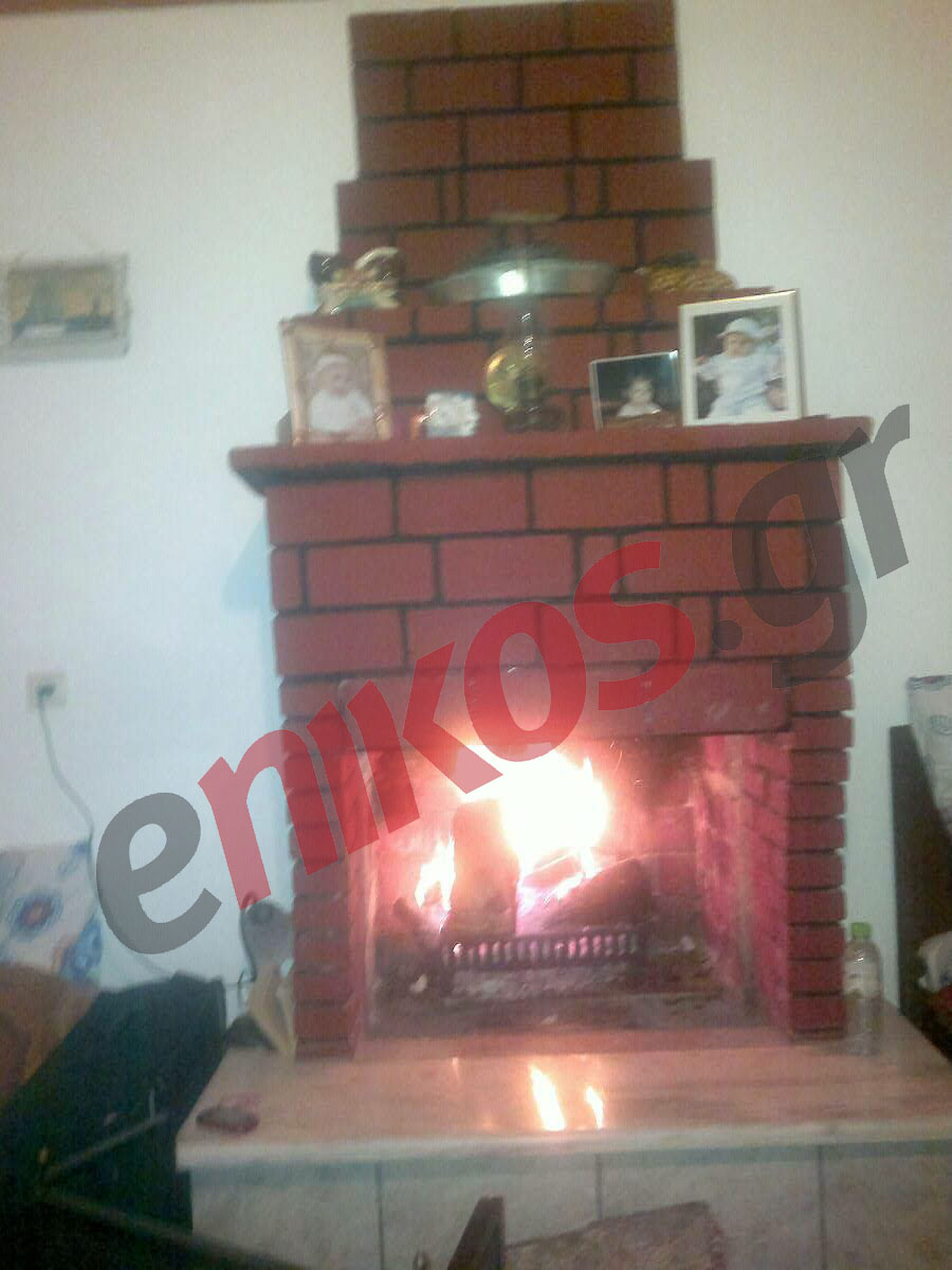 Άναψαν τα τζάκια στη Σαμαρίνα